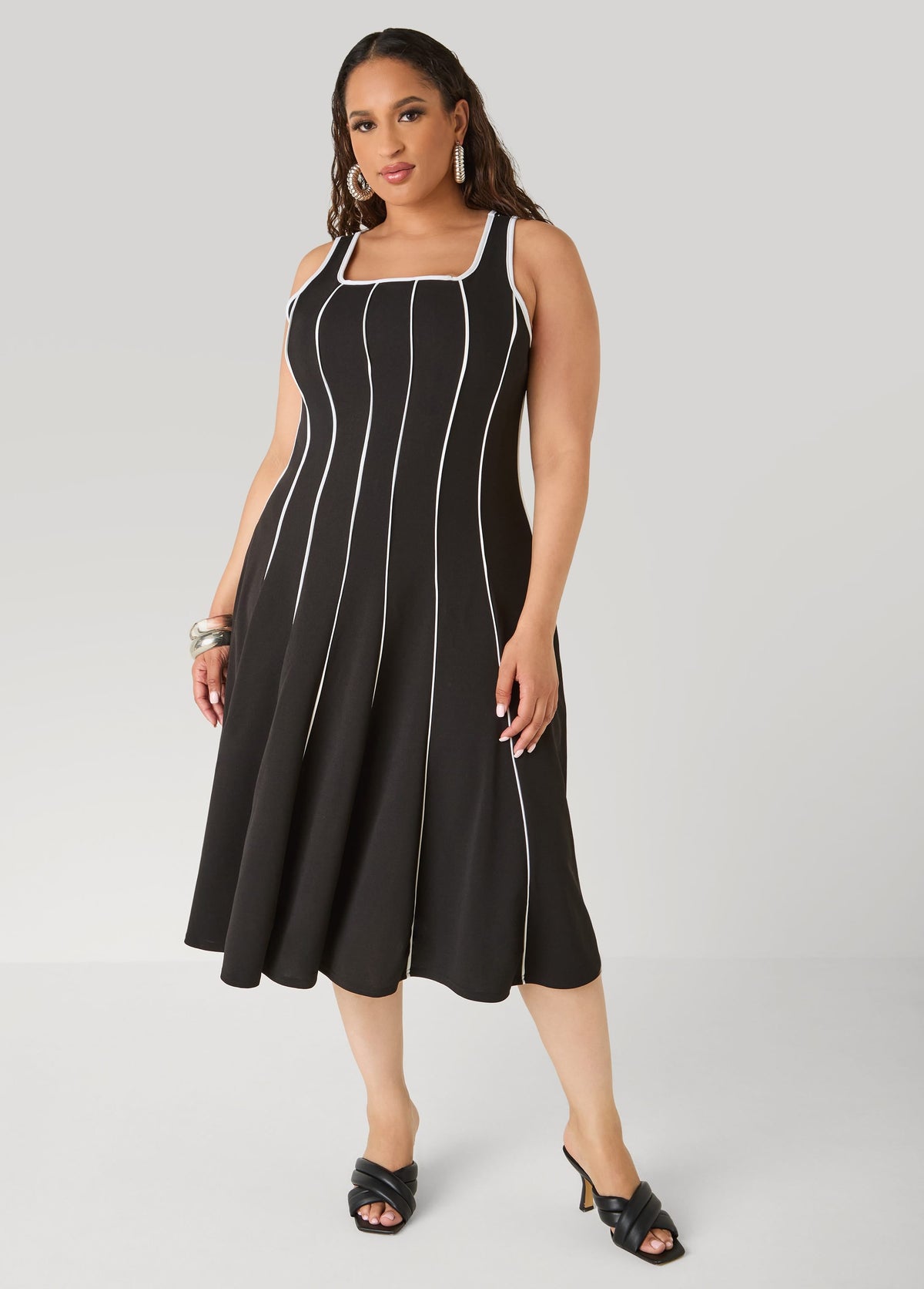 Vestido midi de línea A con ribete