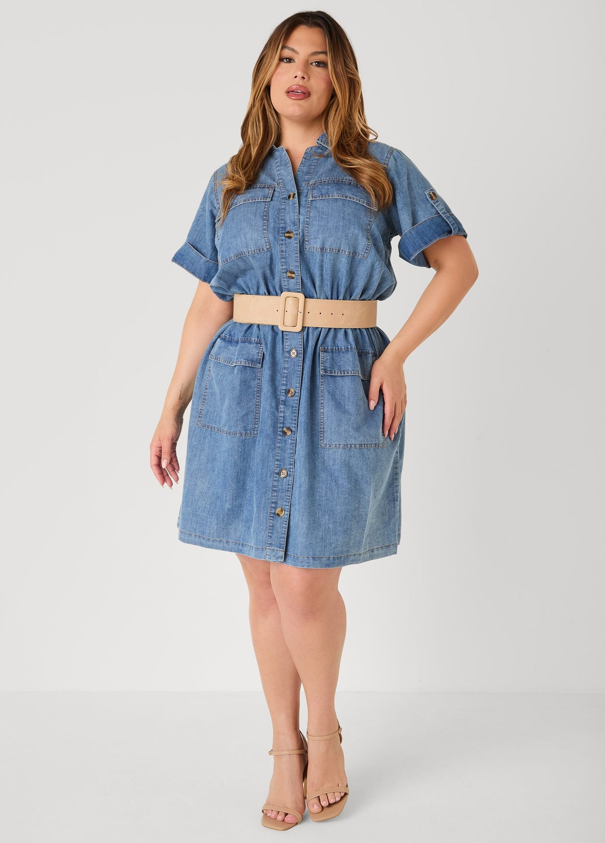 Vestido cargo de denim lavado a piedra