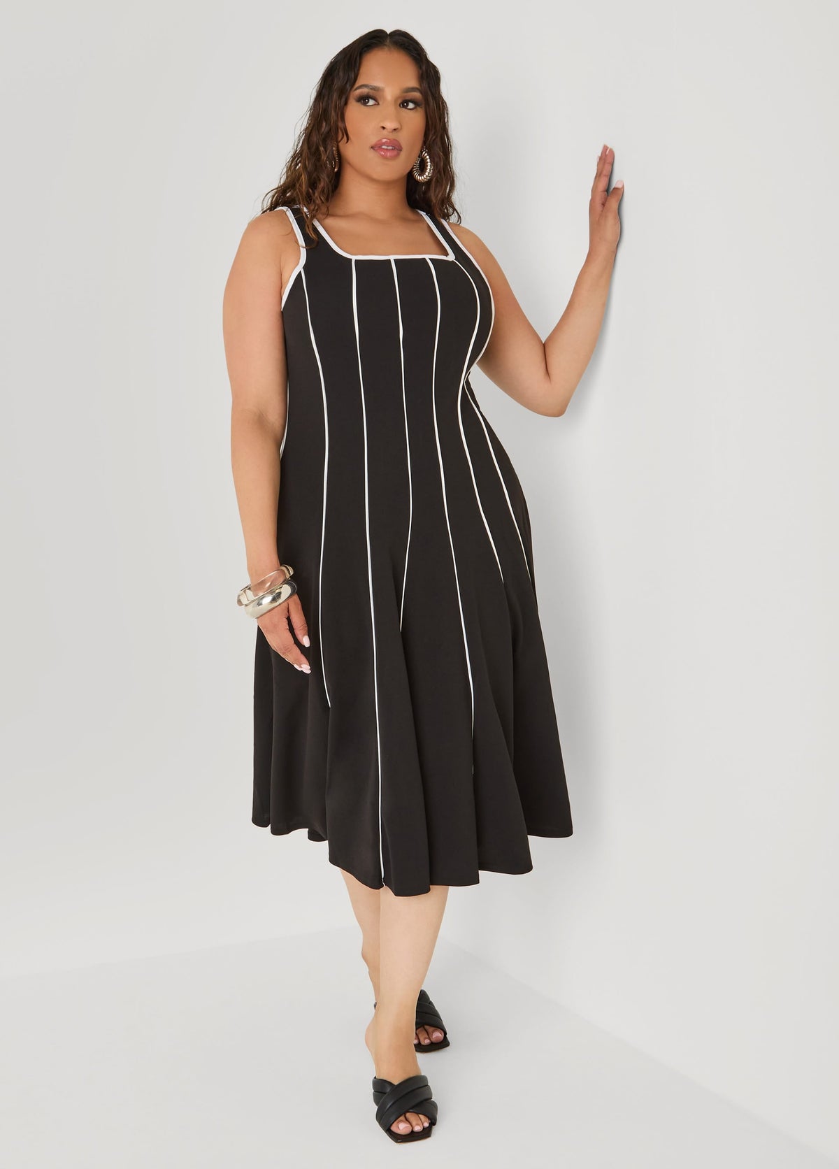 Vestido midi de línea A con ribete