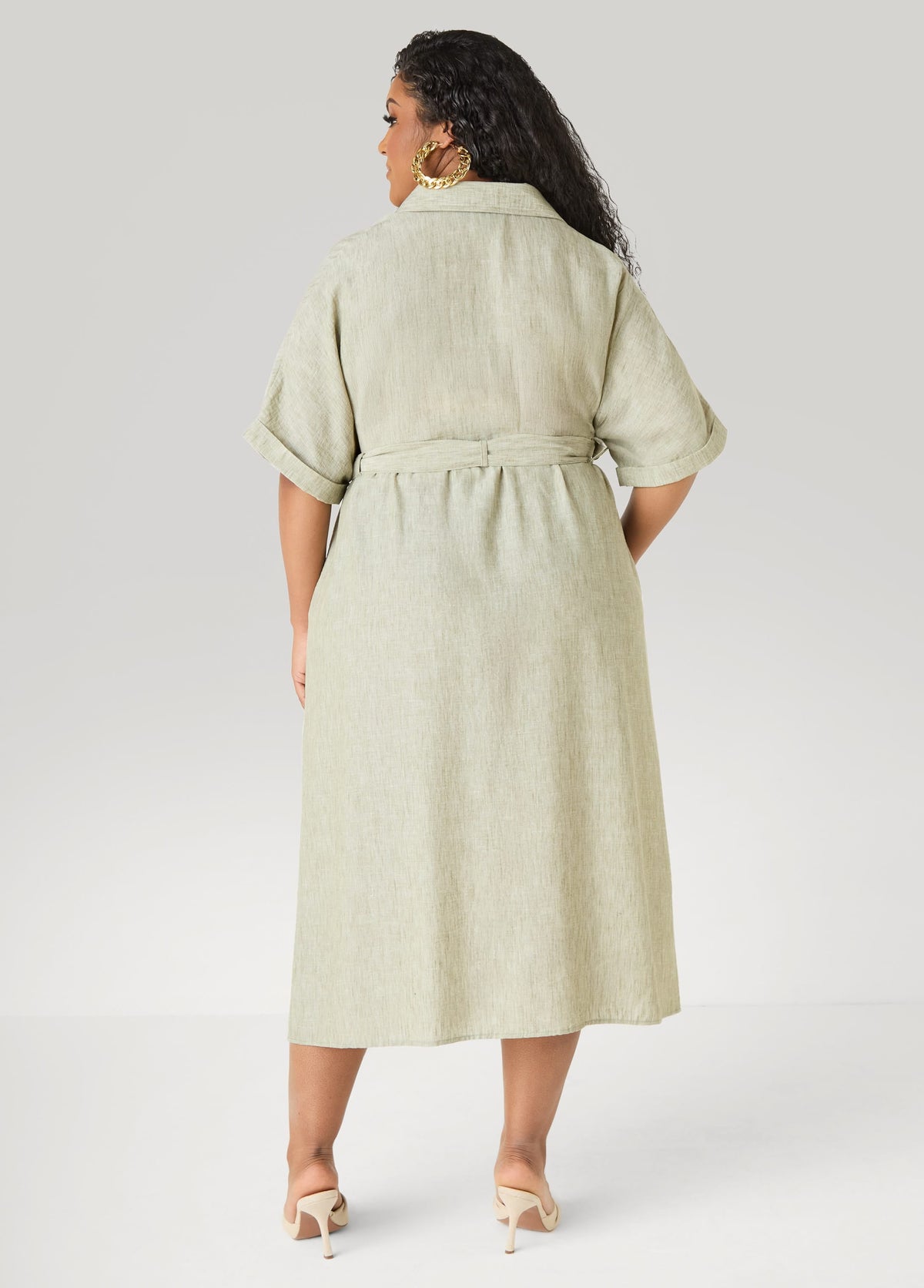 Vestido tipo camisa con cuello y lazo en la cintura