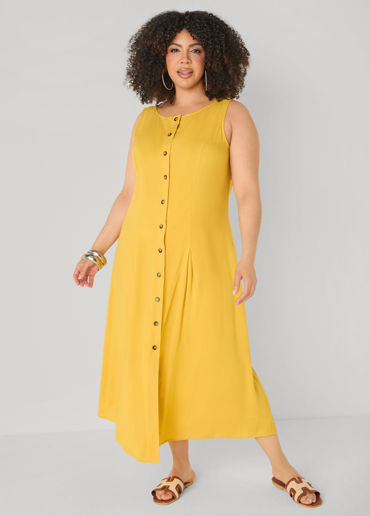 Vestido camisero plisado de tejido maxi