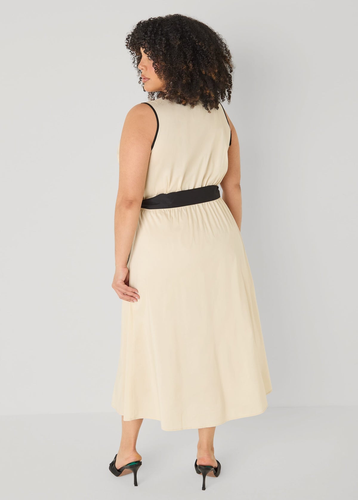 Vestido envolvente de mezcla de algodón, con silueta en A.