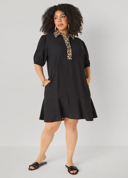 Vestido con volantes y ribete de leopardo