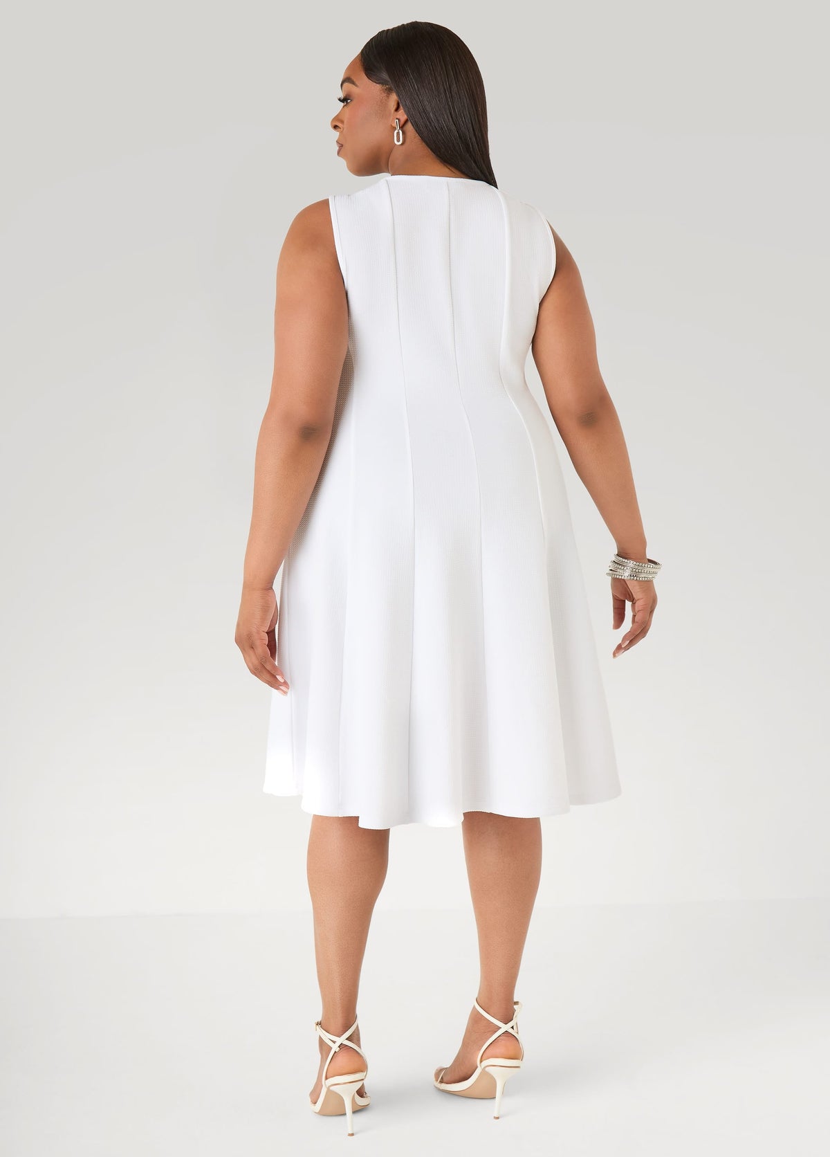 Vestido de silueta en A con textura