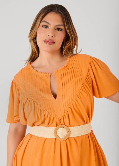 Vestido de mezcla de lino con pliegues y cinturón