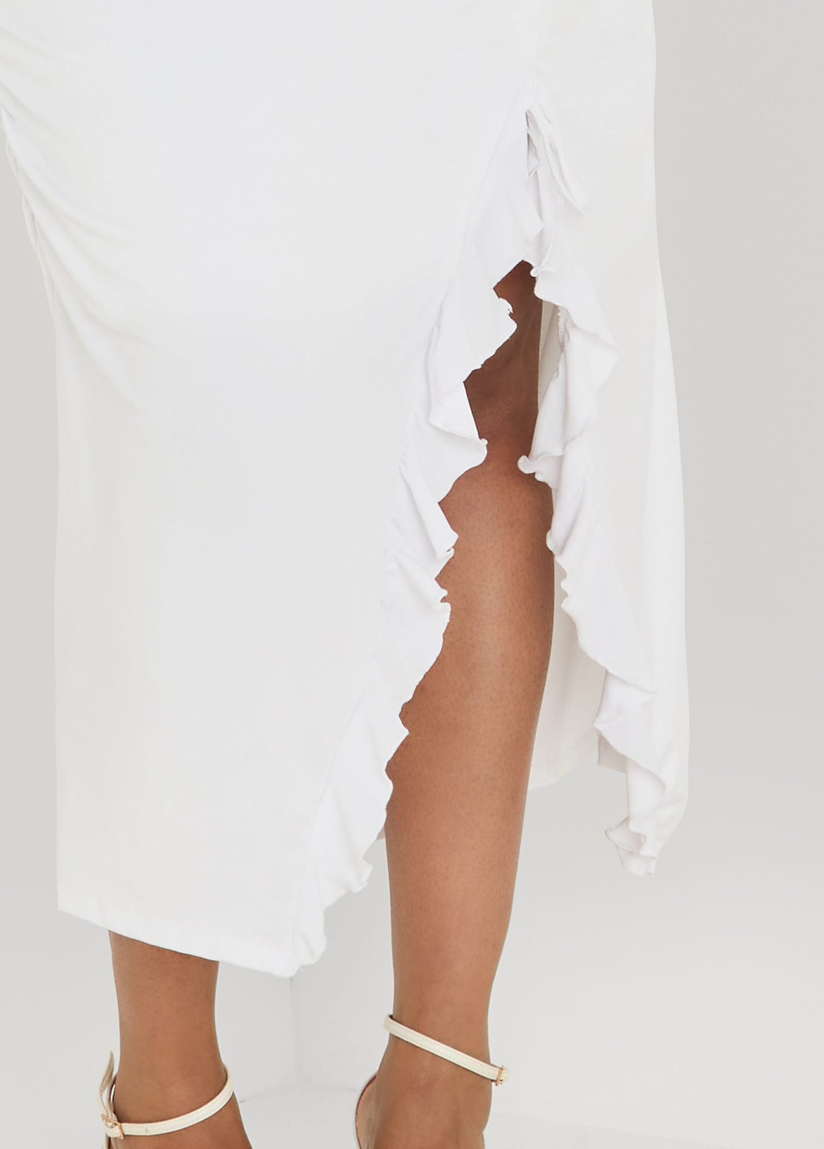Vestido maxi sin tirantes con cordón ajustable