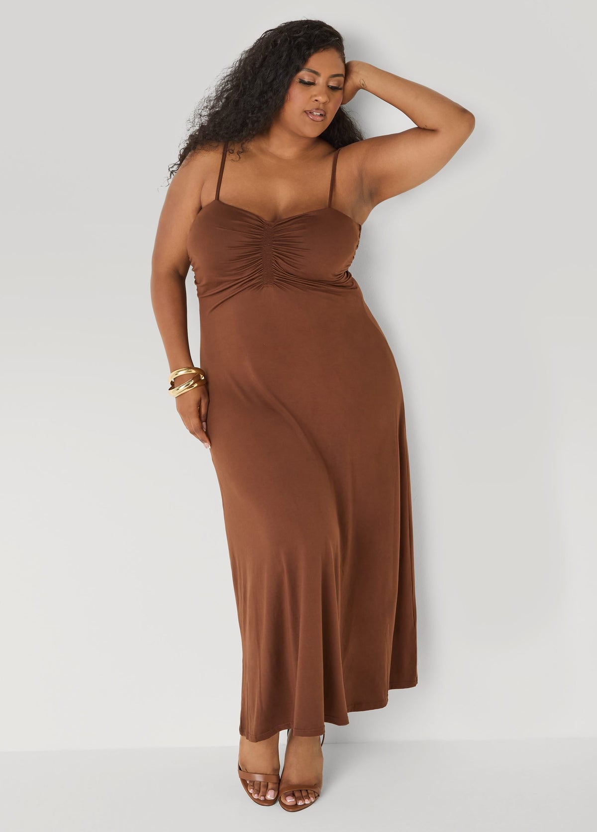 Vestido maxi fruncido