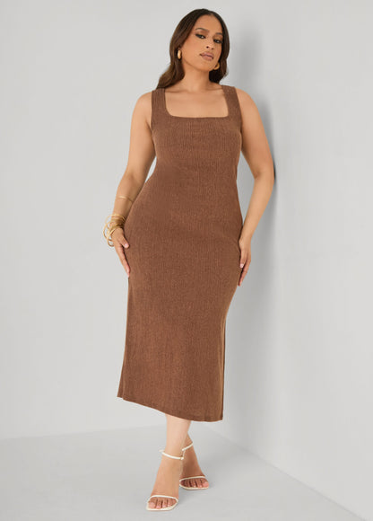 Vestido midaxi texturizado con escote cuadrado